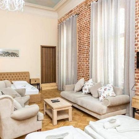 Crypto Hotel Tbilisi Buitenkant foto