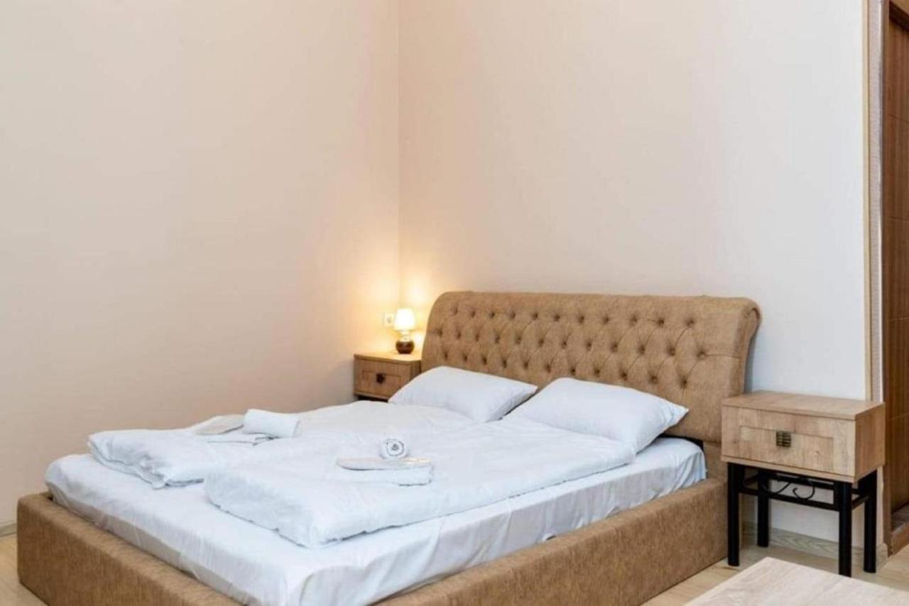 Crypto Hotel Tbilisi Buitenkant foto