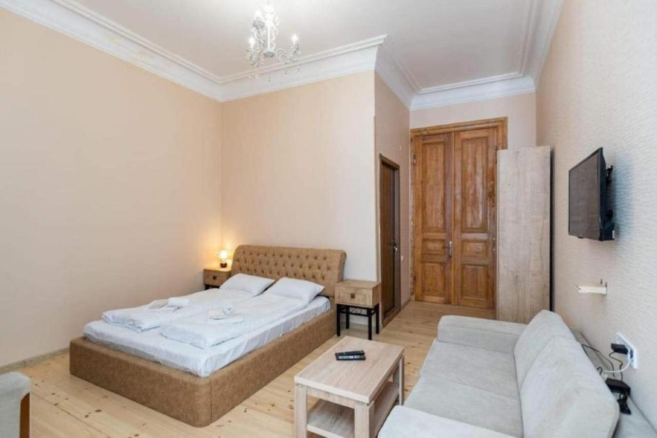 Crypto Hotel Tbilisi Buitenkant foto