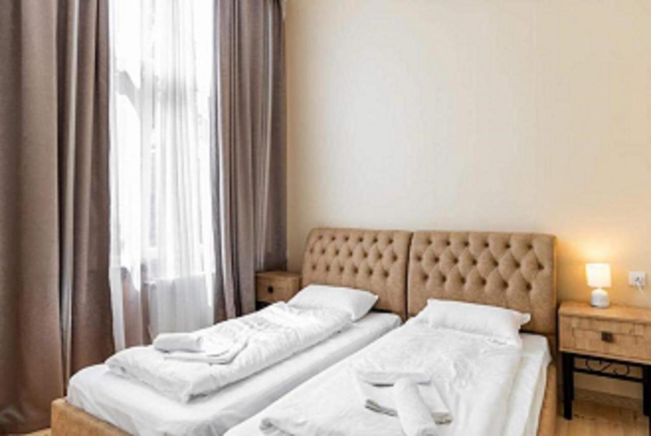 Crypto Hotel Tbilisi Buitenkant foto